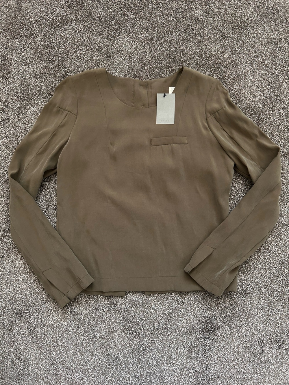 NWT LOFT 82 Women’s Olive Baily Blouse